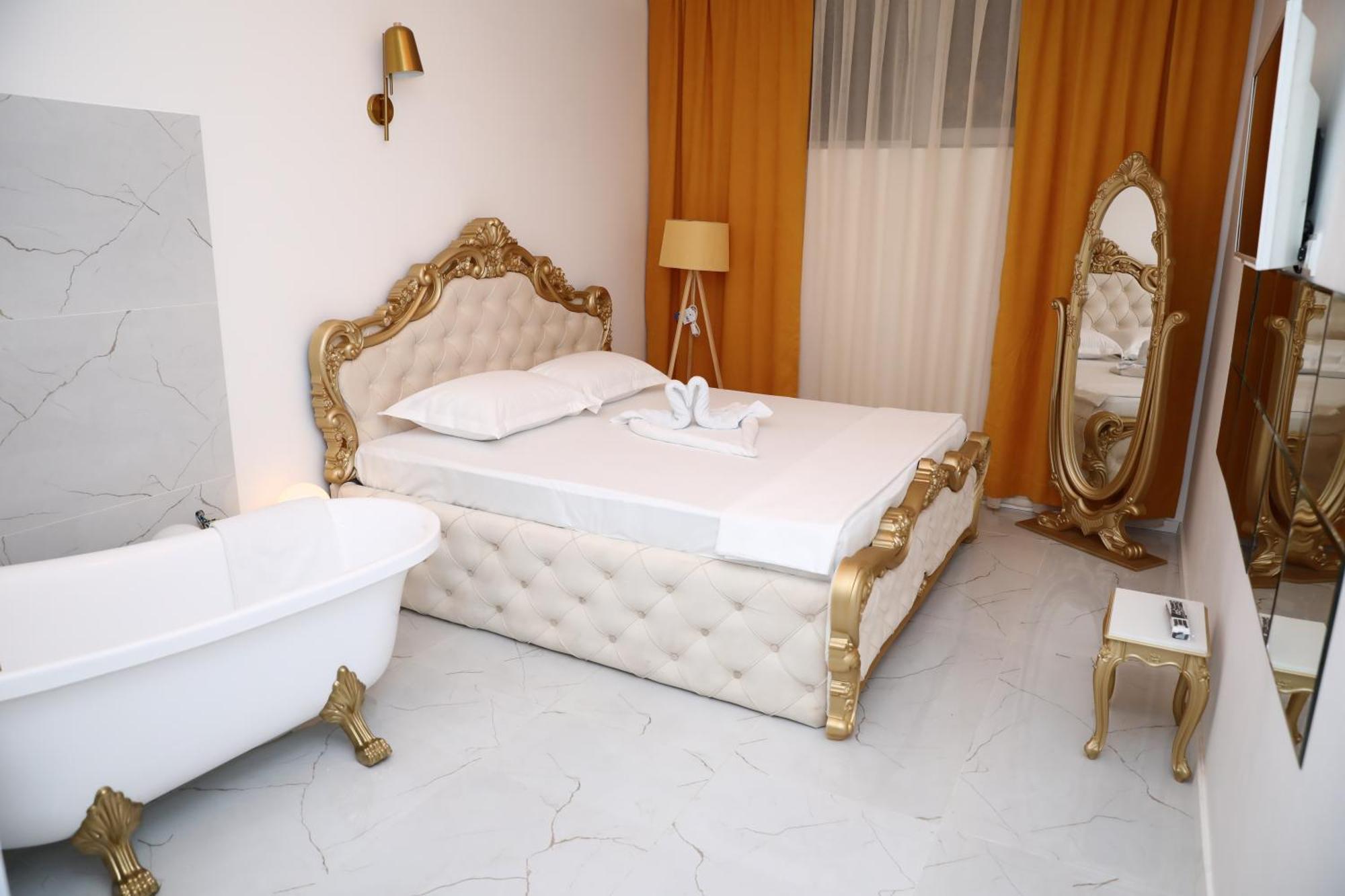 Hotel Gloria Ks พริสตีนา ภายนอก รูปภาพ